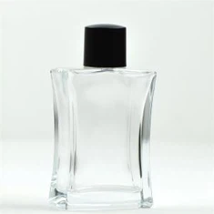 پاک کردن بطری های شیشه عطر