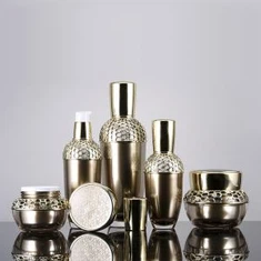 بطری آرایشی اکریلیک 30 میلی لیتر 50 میلی لیتر