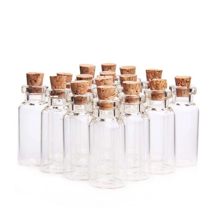 بطری شیشه ای کوچک با درپوش چوب پنبه ای